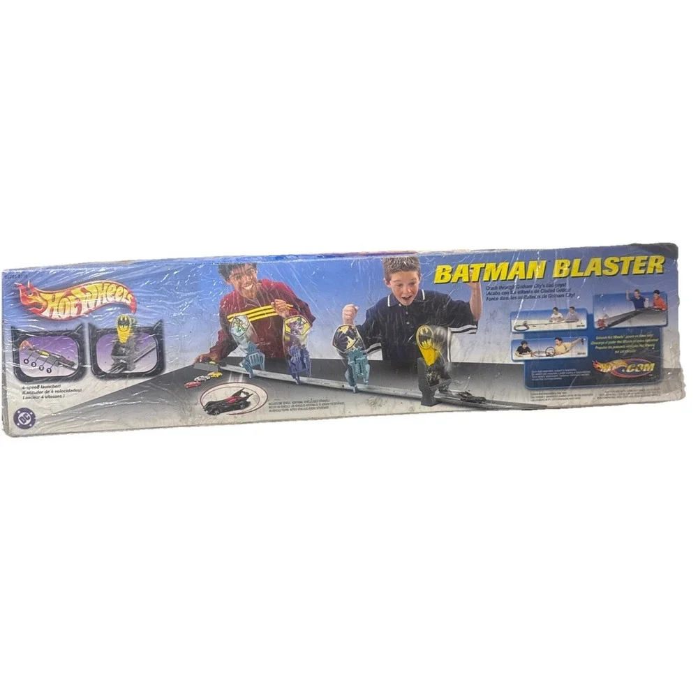 BATMAN BLASTER PLAYSET HOT WHEELS  2003‎ CAR SET VEHICLE Unopened Batmobile Car